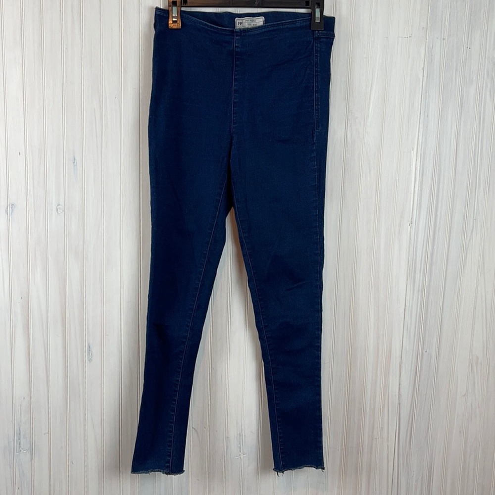 FREE PEOPLE HIGH RISE PULL ON JEGGING BEGGING